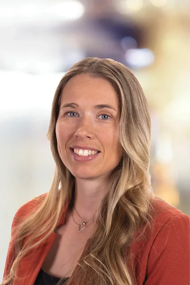 Portrait of Rebecca Turner, REALTOR® | NRLUX | ABR® | PSA.